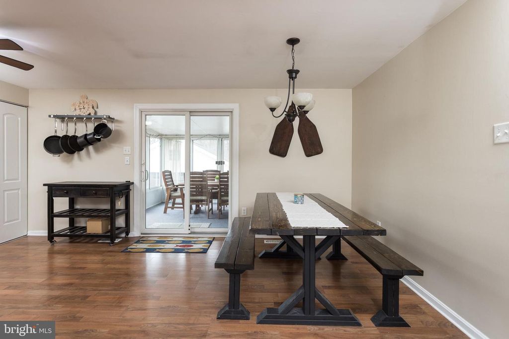 Image 6 of property listing at 12124 BUTTONWOOD LN, Middle River, MD 21220