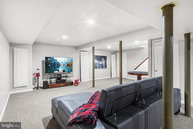 105 STONEBROOK DR, Lumberton, NJ 08048