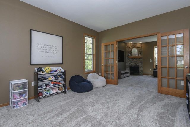 426 Augusta DRIVE, Mukwonago, WI 53149