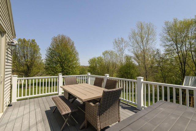 426 Augusta DRIVE, Mukwonago, WI 53149