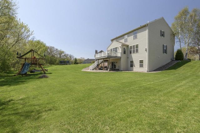 426 Augusta DRIVE, Mukwonago, WI 53149