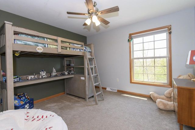426 Augusta DRIVE, Mukwonago, WI 53149