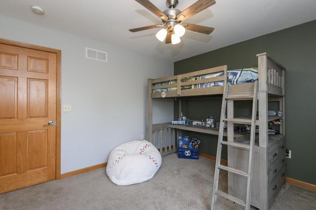 426 Augusta DRIVE, Mukwonago, WI 53149