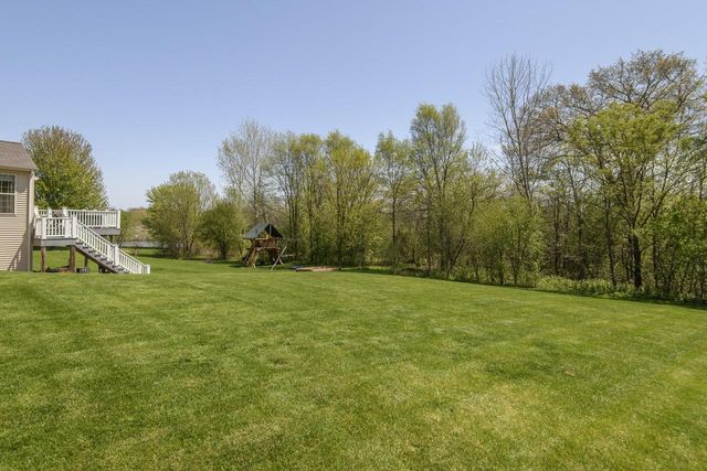 426 Augusta DRIVE, Mukwonago, WI 53149