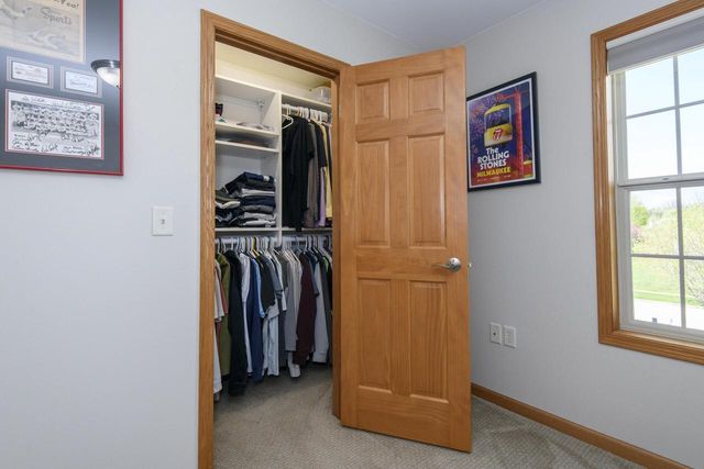 426 Augusta DRIVE, Mukwonago, WI 53149
