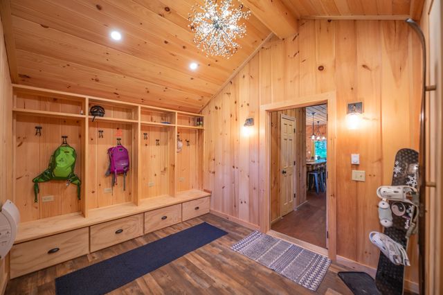 15 Bears Den Road, Dover, VT 05356