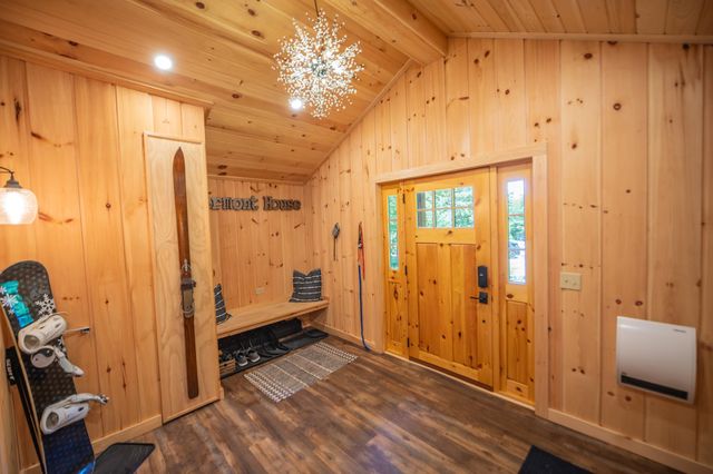 15 Bears Den Road, Dover, VT 05356