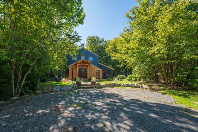 15 Bears Den Road, Dover, VT 05356