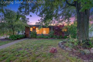 17509 Pershing Street, Livonia, MI 48152