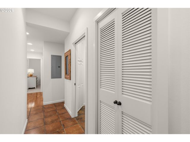 780 PINECREST Dr, Grants Pass, OR 97526
