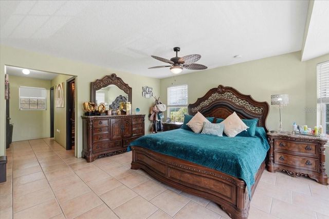 14445 COMMONWEALTH AVENUE N, Polk City, FL 33868