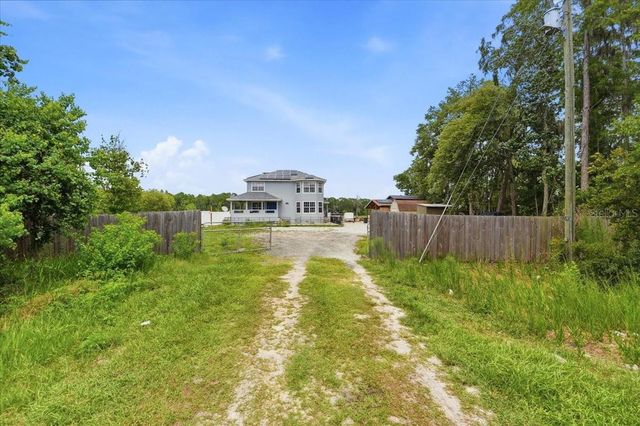 14445 COMMONWEALTH AVENUE N, Polk City, FL 33868