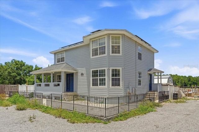 14445 COMMONWEALTH AVENUE N, Polk City, FL 33868