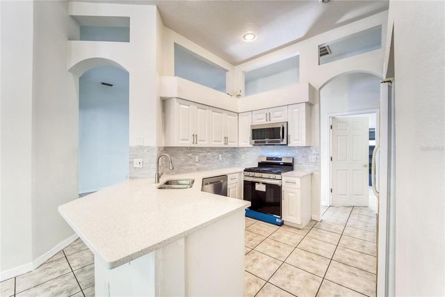 10124 CANNON DRIVE, Riverview, FL 33578