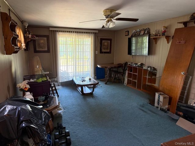 35 Grand Boulevard, Massapequa Park, NY 11762