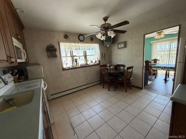 35 Grand Boulevard, Massapequa Park, NY 11762