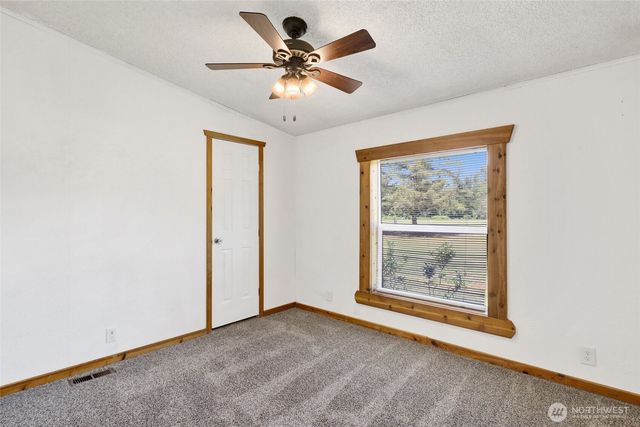 3070 Loomis Trail Road, Custer, WA 98240