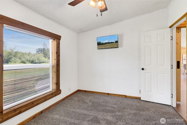 3070 Loomis Trail Road, Custer, WA 98240