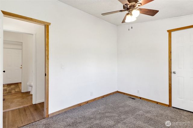 3070 Loomis Trail Road, Custer, WA 98240