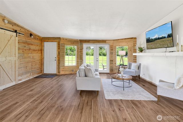 3070 Loomis Trail Road, Custer, WA 98240