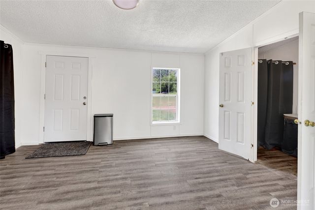 3070 Loomis Trail Road, Custer, WA 98240