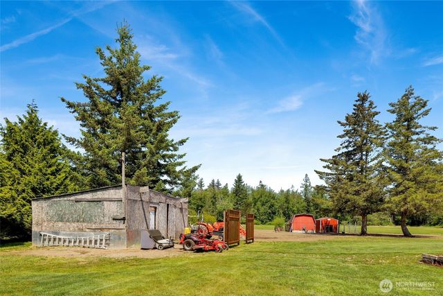 3070 Loomis Trail Road, Custer, WA 98240