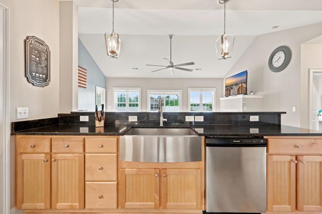 7140 Oak Grove Rd., Conway, SC 29527