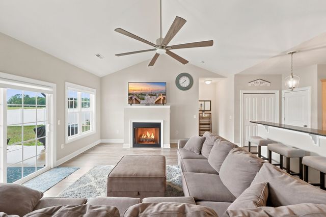 7140 Oak Grove Rd., Conway, SC 29527