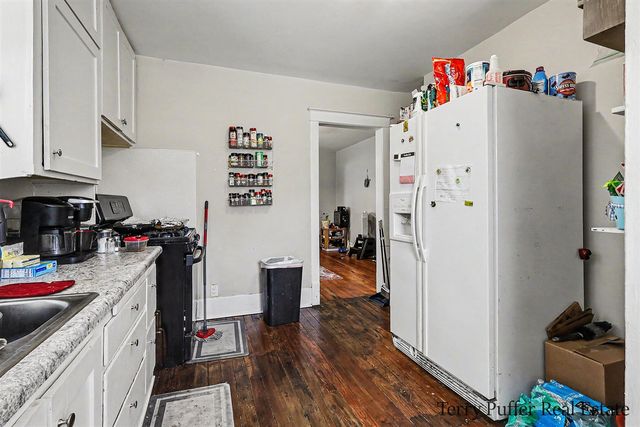 1093 W Southern Avenue, Muskegon, MI 49441