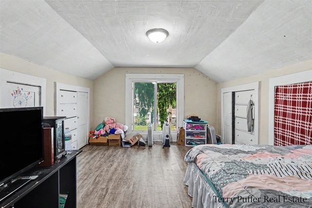 1093 W Southern Avenue, Muskegon, MI 49441
