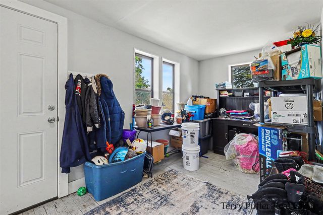 1093 W Southern Avenue, Muskegon, MI 49441