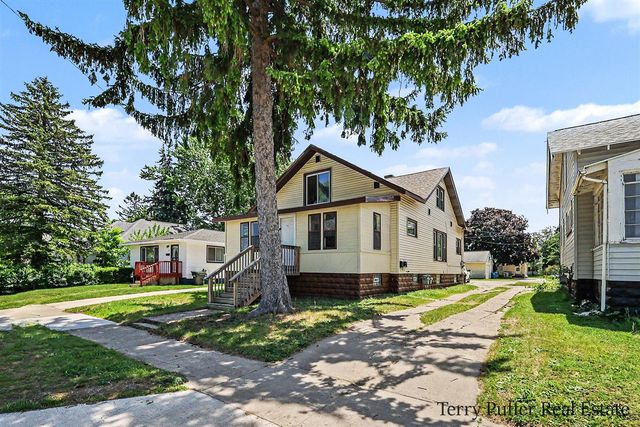 1093 W Southern Avenue, Muskegon, MI 49441