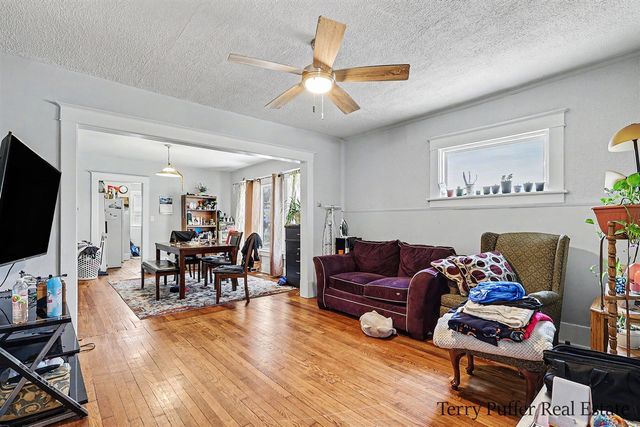 1093 W Southern Avenue, Muskegon, MI 49441