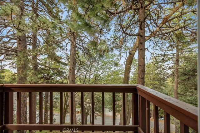 30668 Ferndale, Running Springs, CA 92382