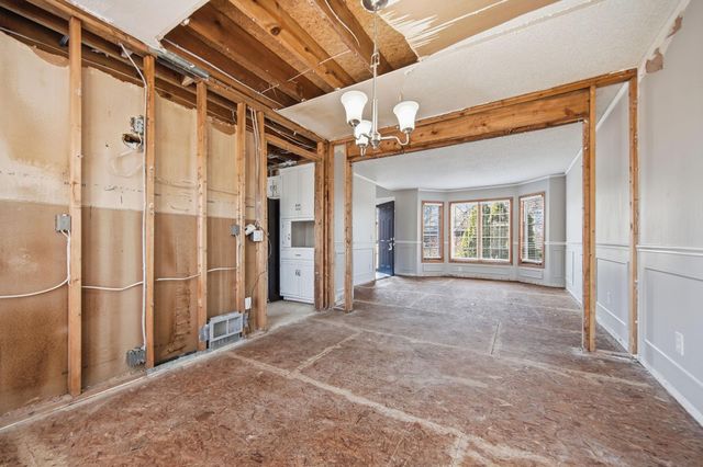 17050 Javelin Court, Lakeville, MN 55044