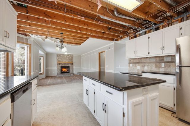 17050 Javelin Court, Lakeville, MN 55044