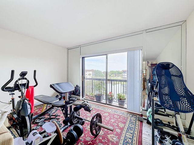 4970 E Sabal Palm Boulevard, Tamarac, FL 33319
