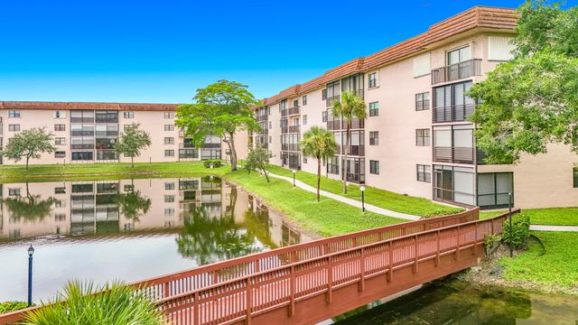 4970 E Sabal Palm Boulevard, Tamarac, FL 33319