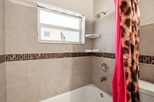 1671 N Cypress Road, Pompano Beach, FL 33060