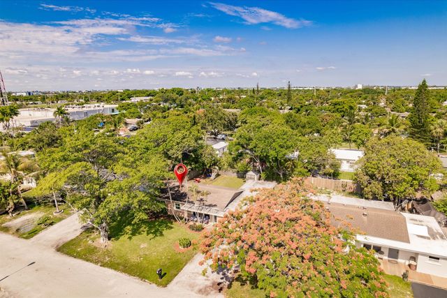 1671 N Cypress Road, Pompano Beach, FL 33060