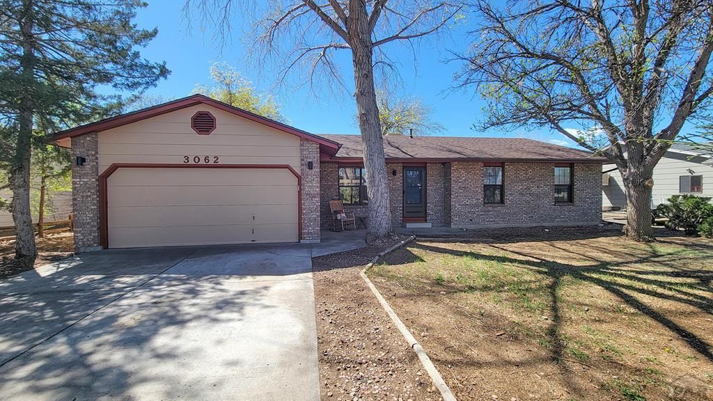 3062 N Sherrelwood Dr, Canon City, CO 81212