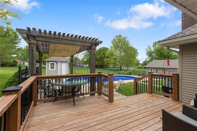 826 Ryan Road, Grain Valley, MO 64029