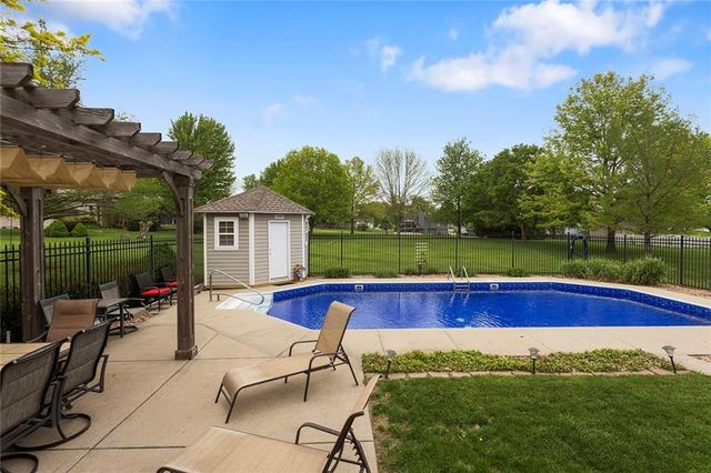 826 Ryan Road, Grain Valley, MO 64029