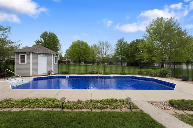 826 Ryan Road, Grain Valley, MO 64029
