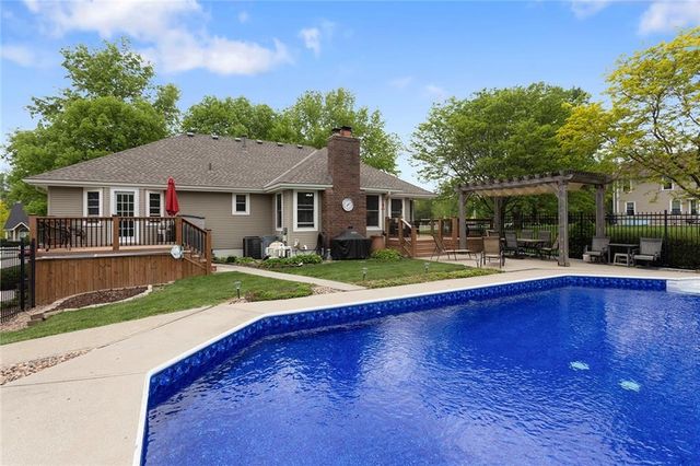 826 Ryan Road, Grain Valley, MO 64029