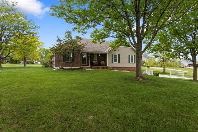 826 Ryan Road, Grain Valley, MO 64029