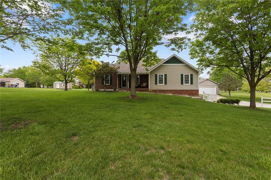 826 Ryan Road, Grain Valley, MO 64029