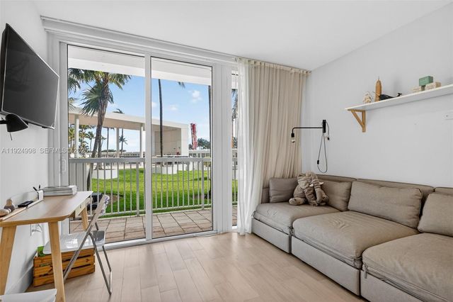 10275 Collins Ave 101, Bal Harbour, FL 33154