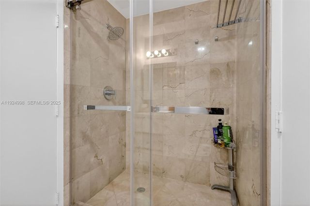 10275 Collins Ave 101, Bal Harbour, FL 33154