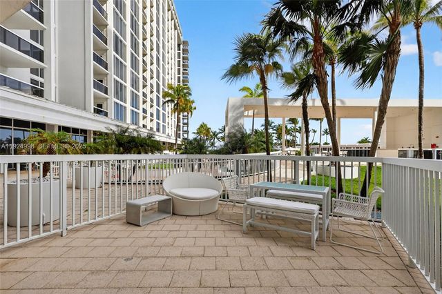 10275 Collins Ave 101, Bal Harbour, FL 33154